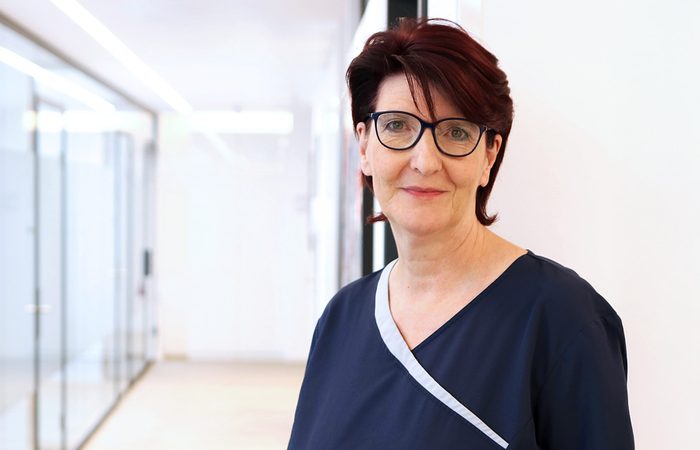 Porträt von Bettina Laufer
